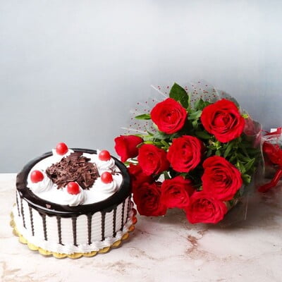 Red Roses with Black forest cake
