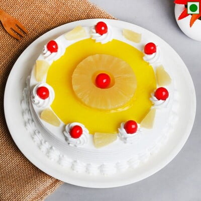 Luscious Pineapple Eggless Cake