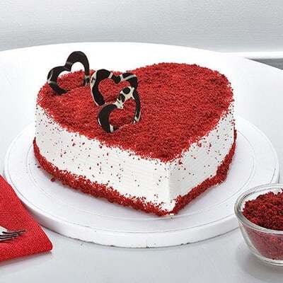 1KG Cake Red Velvet Heart Shape
