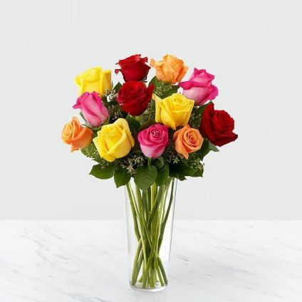 12 mixed Roses with Vase