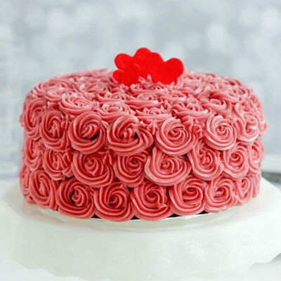 Little Hearts Rose Cake