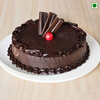 Chocolate Kitkat Cake Eggless