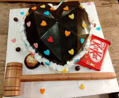 Heart Shape Pinata Hammer Cake