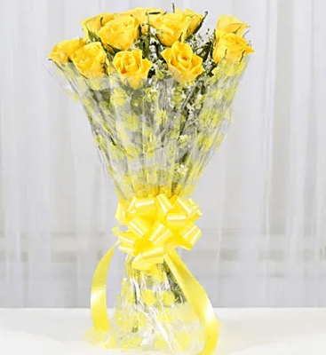 12 Delightful Yellow Roses Bouquet