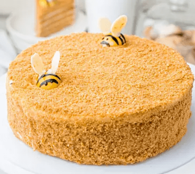 Honey Bee Butterscotch Cake- 1 Kg