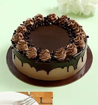 Cream Drop Chocolate Cake