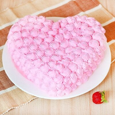 Heart Shaped Strawberry Eggless Cake