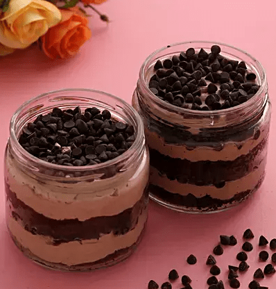 Sweet Choco Chip Cream Cake Jar Sweet Choco Chip Cream Cake Jar