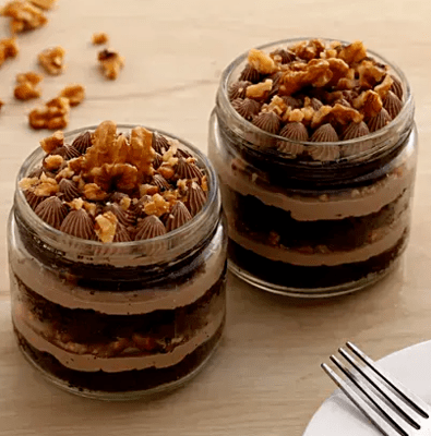 Yummy Choco Walnut Cake Jar
