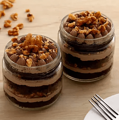 Yummy Choco Walnut Cake Jar