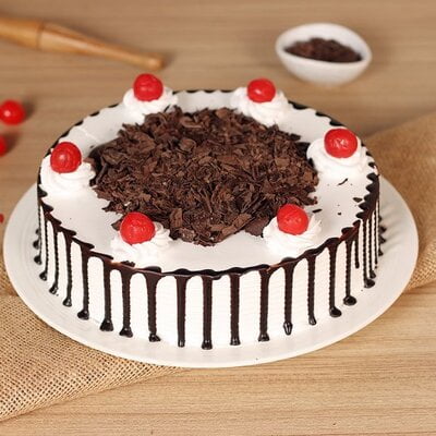 Black Forest Cake 1/2 KG